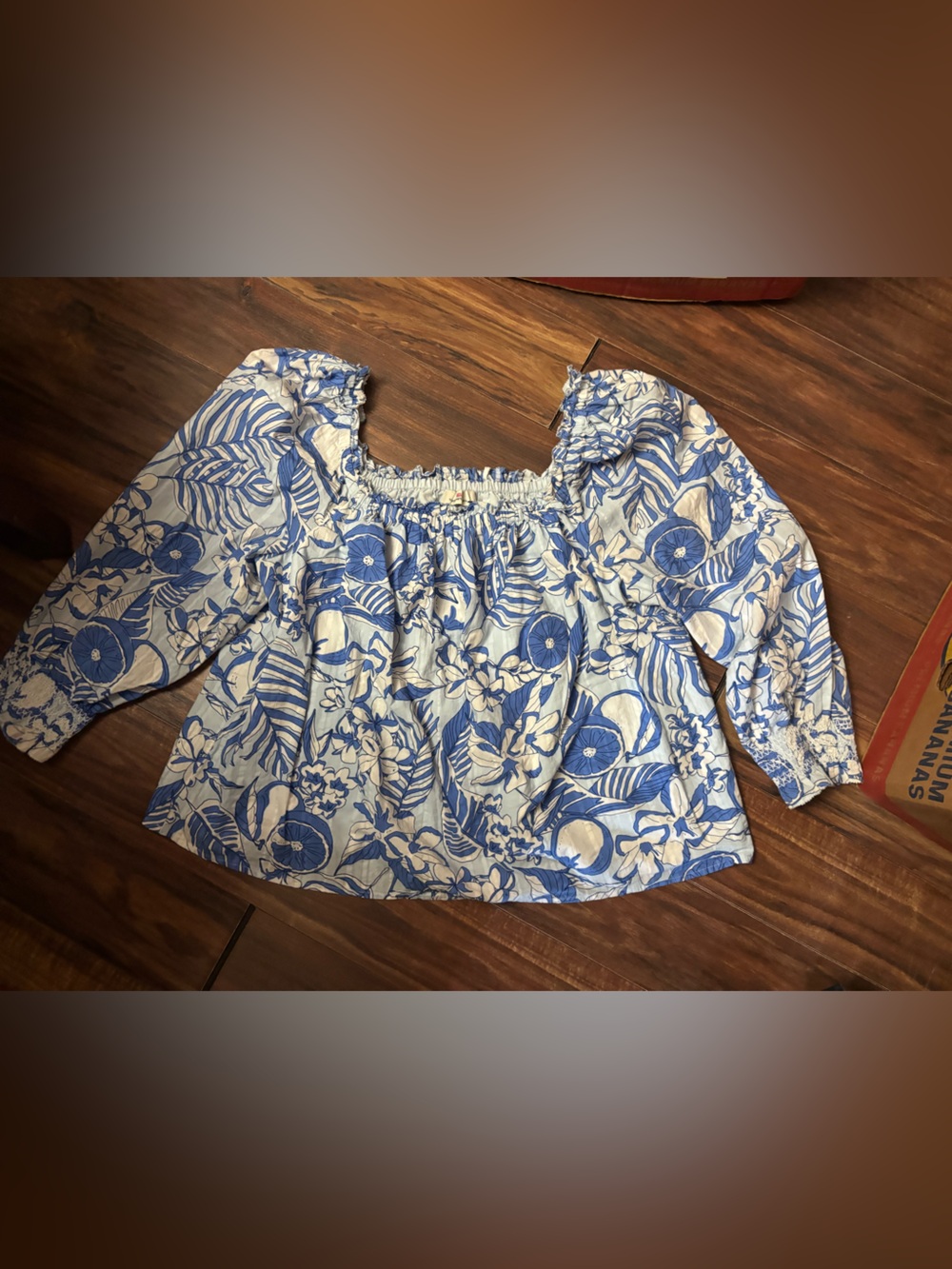 Vineyard vines blue white palm nautical cowl neck off shoulder large top beach